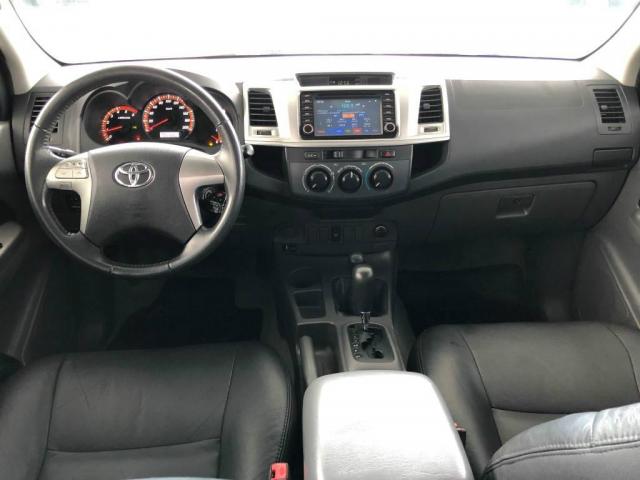 Toyota Hilux 3.0 CD SR 4x4 AT - Foto 11