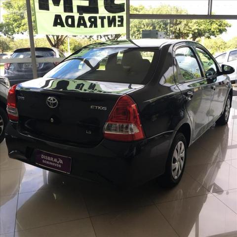TOYOTA ETIOS 1.5 X SEDAN 16V FLEX 4P MANUAL - Foto 2
