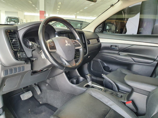OUTLANDER 2.0 160CV AUTOMÁTICA 2015 - Foto 13