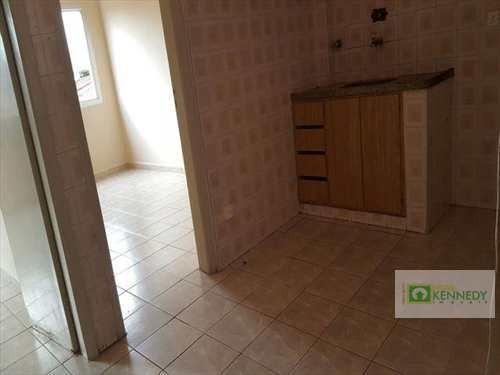 Venda um dormitório com elevador e vaga de garagem - Foto 7