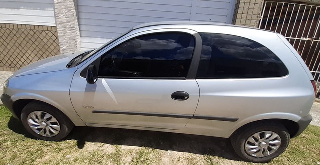 VENDO CELTA 2011 COMPLETO.CARRO SUPER CONSERVADO