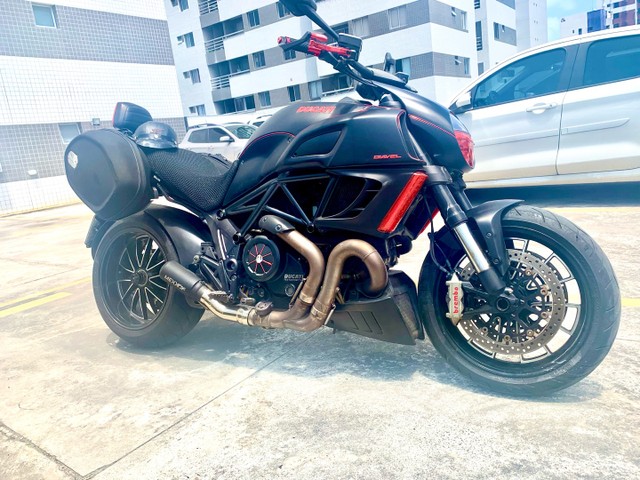 DUCATI DIAVEL 2013 C/ ACESSÓRIOS ORIGINAIS