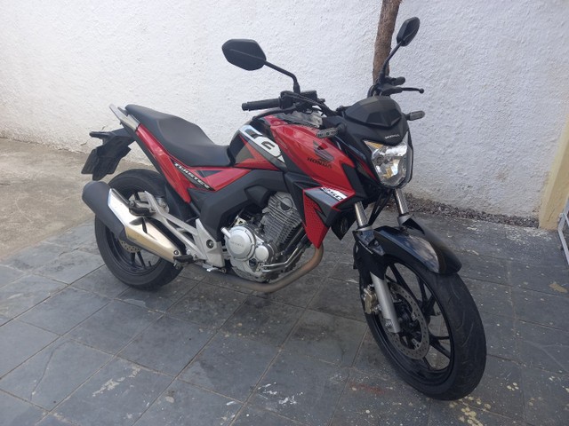 TWISTER 2019 COMPLETA 14 MIL KM