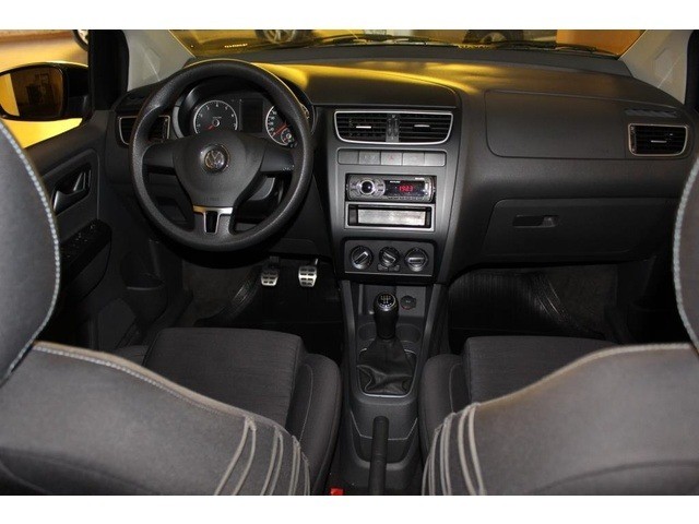 VOLKSWAGEN CROSSFOX 1.6 MI 8V FLEX 4P MANUAL 2011