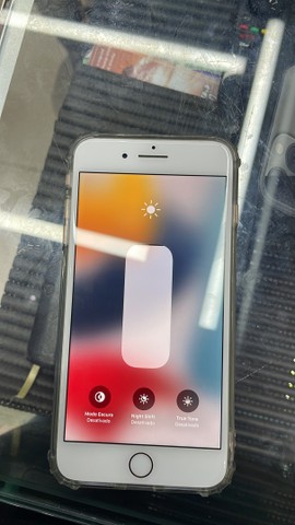 iPhone 8 Plus 64GB impecável  - Foto 2