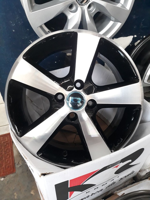 Rodas Aro 13 New Beatle 4x108 FORD Novas(BASE DE TROCA)