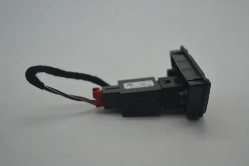 Entrada Tomada Energia Usb Volkswagen T-cross 2020 Original - Foto 3