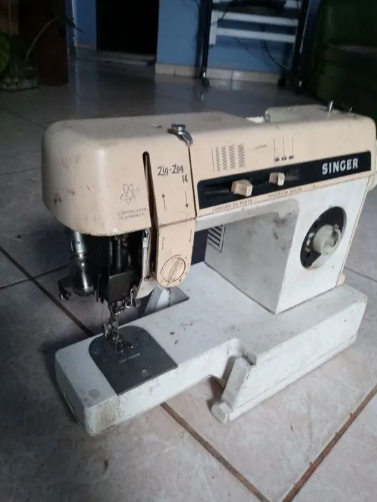 Máquina de costura