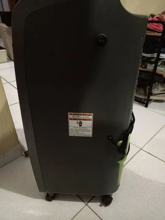 CLIMATIZADOR CONSUL QUENTE E FRIO 2000W COM DEFEITO - Foto 2