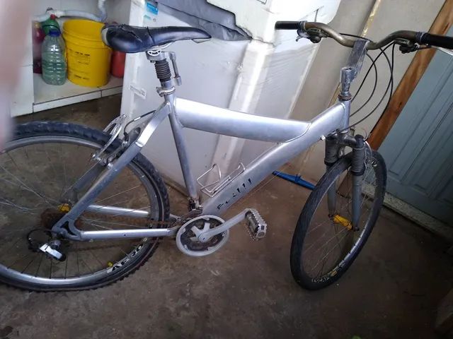 Bicicleta de Alumínio  - Foto 5