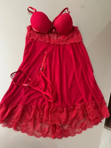 Camisola vermelha M - NOVA