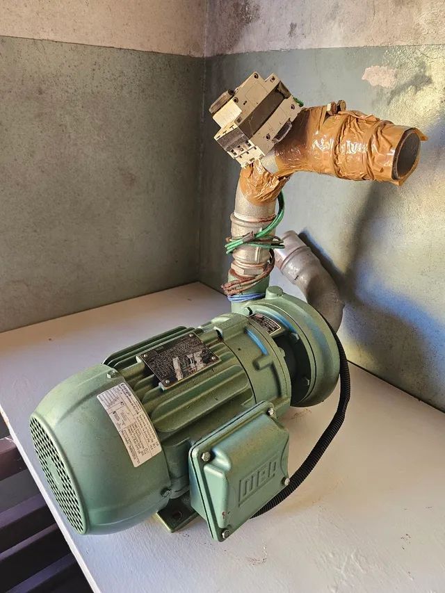 Bomba centrífuga trifásico 3CV 3500RPM