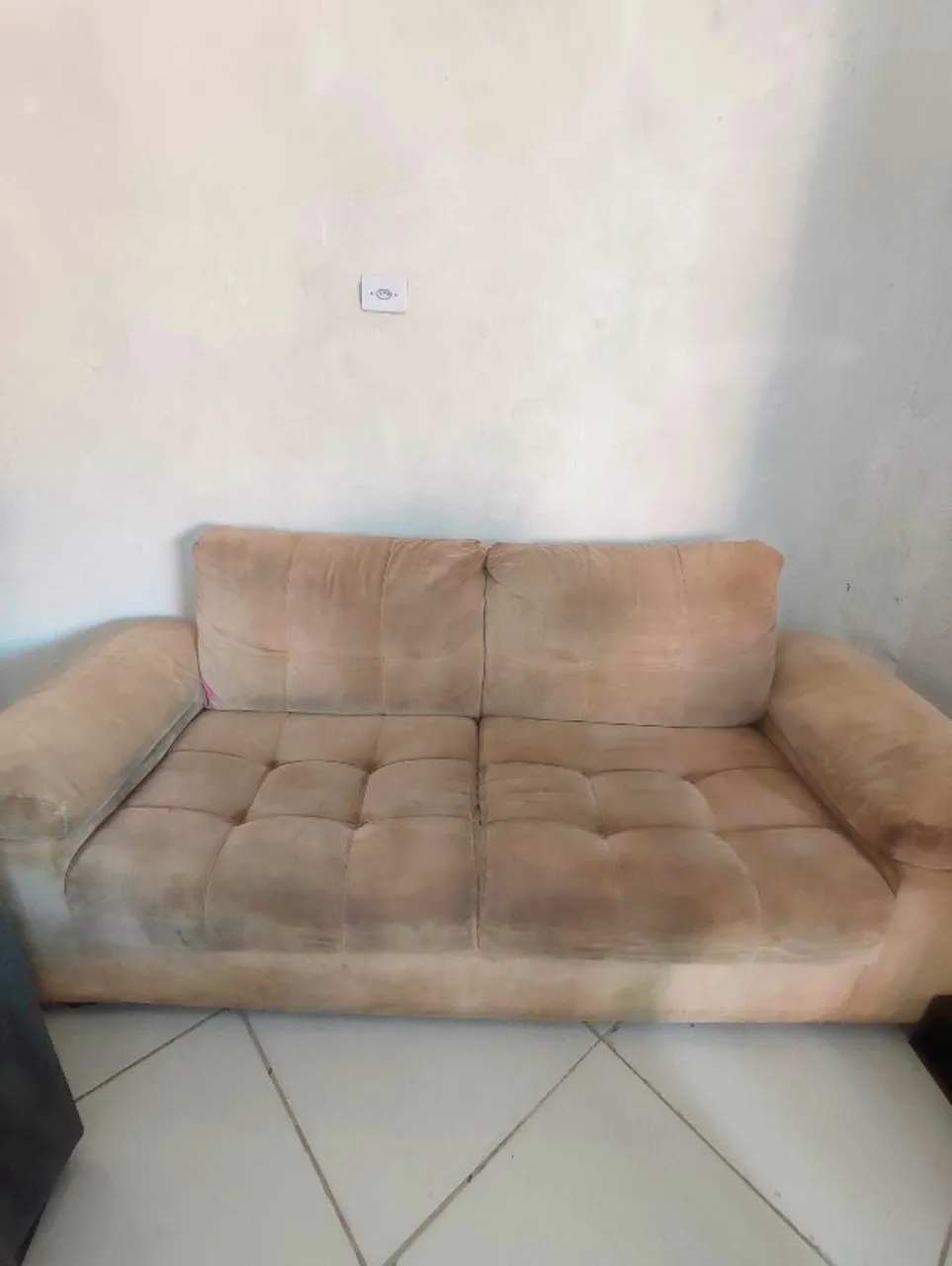 Sofá Espaçoso 2 lugares