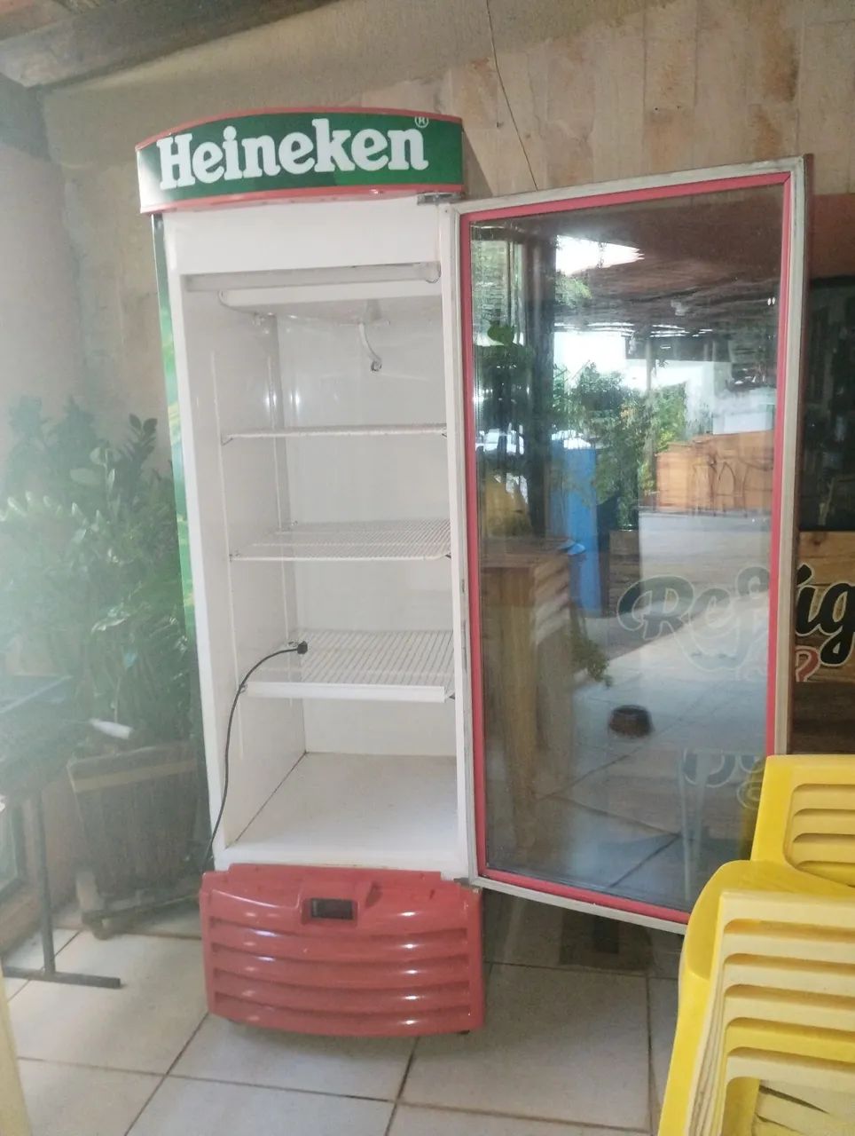 Freezer semi-novo