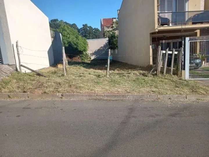 Terreno à venda Guarujá Porto Alegre/RS