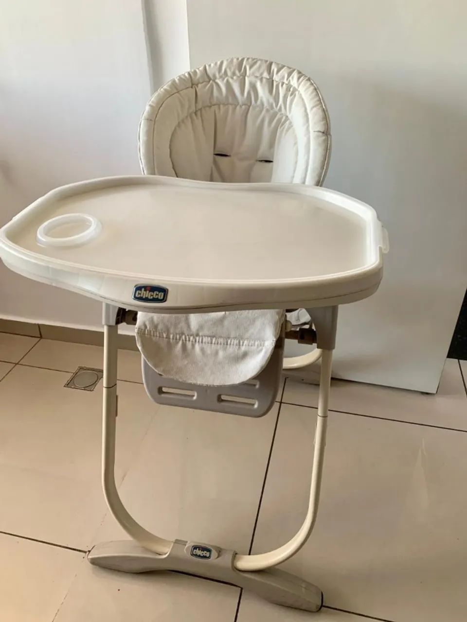 Cadeira de Alimentação Chicco (Polly Magic) - Completa com Manual - Foto 4