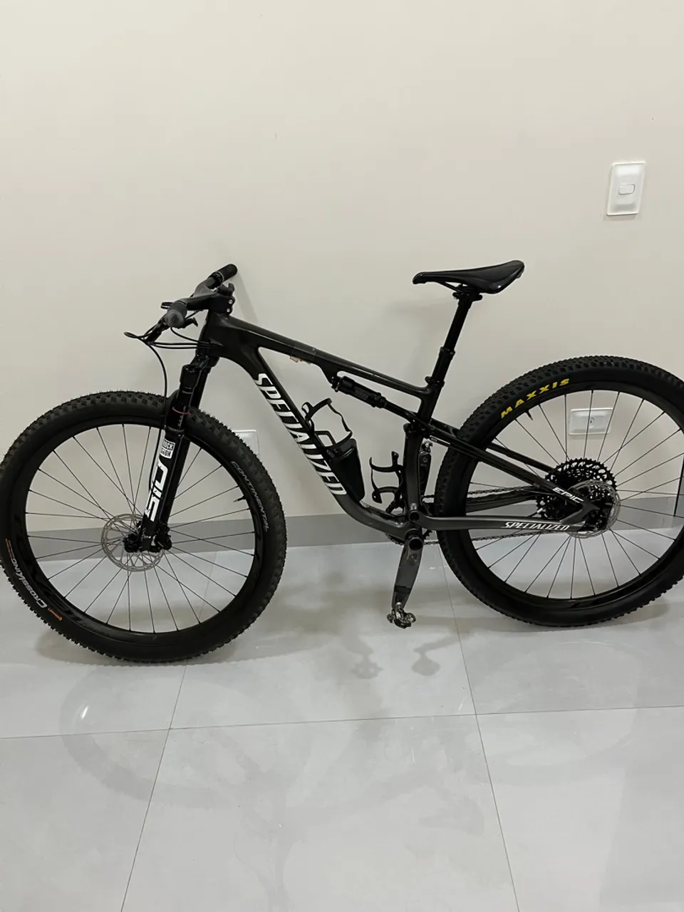 Bicicleta Specialized Epic Expert 2022