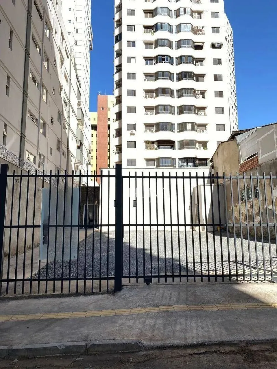 Sala Comercial Nova Suiça - C249