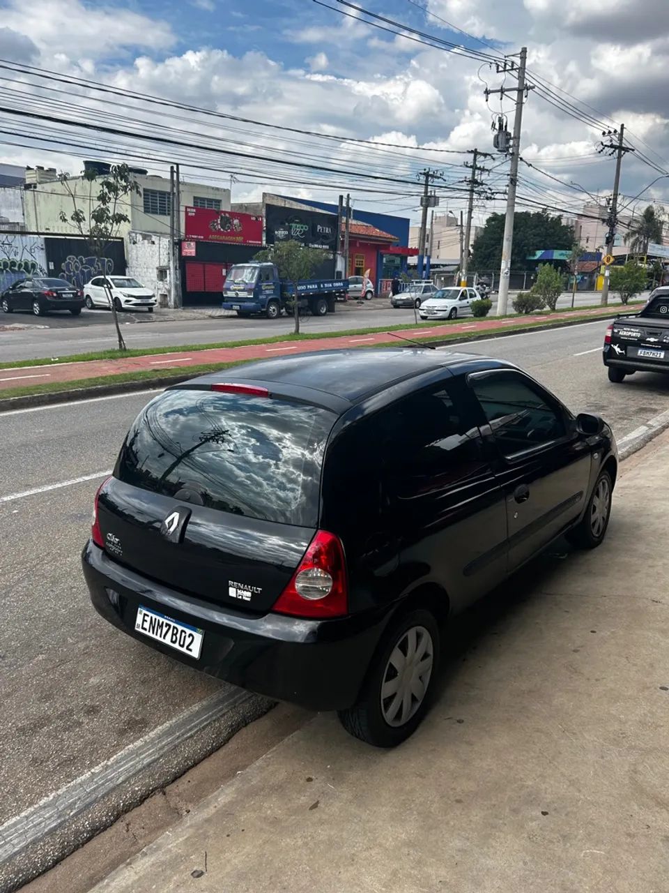 Clio 1.0 básico baixo km - Foto 5