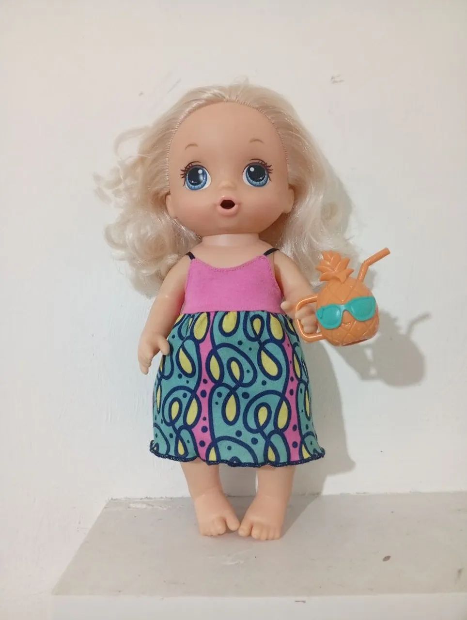 Boneca Baby Alive adora macarrão funcionando 