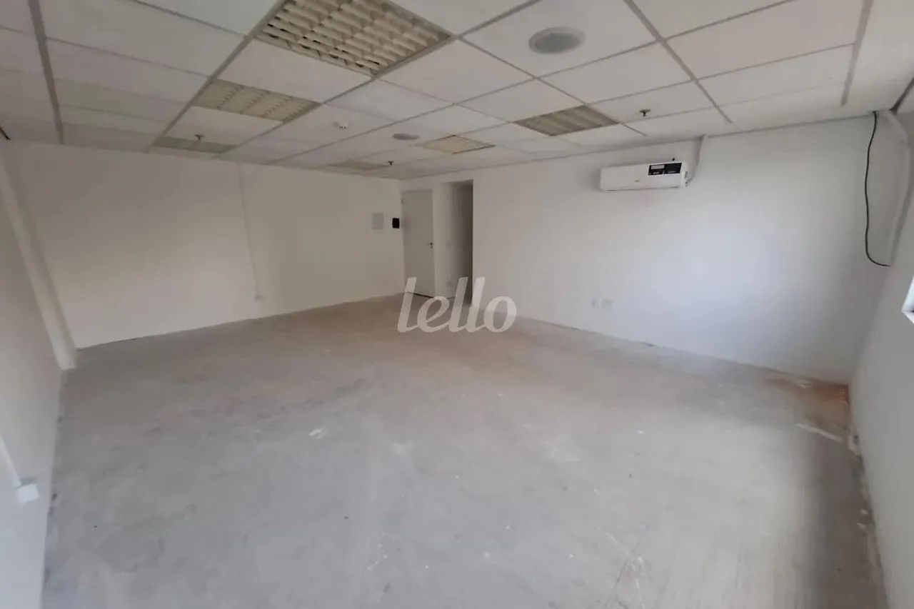 Comercial para alugar no(a) Baeta Neves