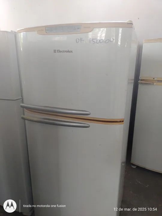 REFRIGERADOR ELECTROLUX DFF37 220V