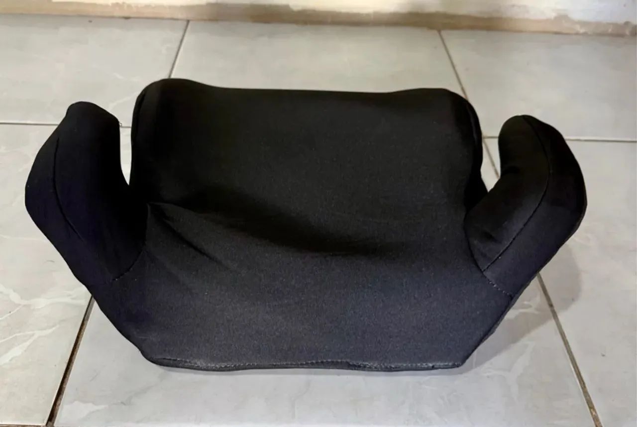 Assento de elevação  para crianças de 15 a 36 kg. Novo. - Foto 3