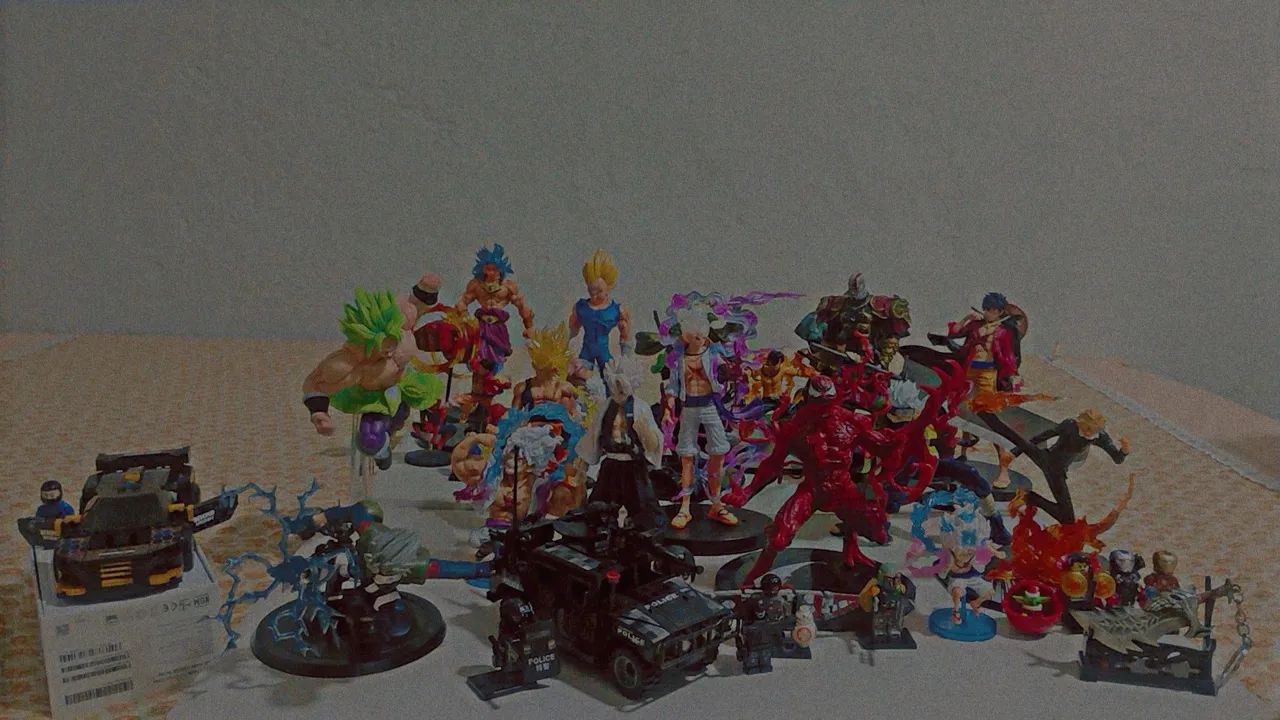 Coleção de Action Figures - Anime, Heróis e Cultura Pop.