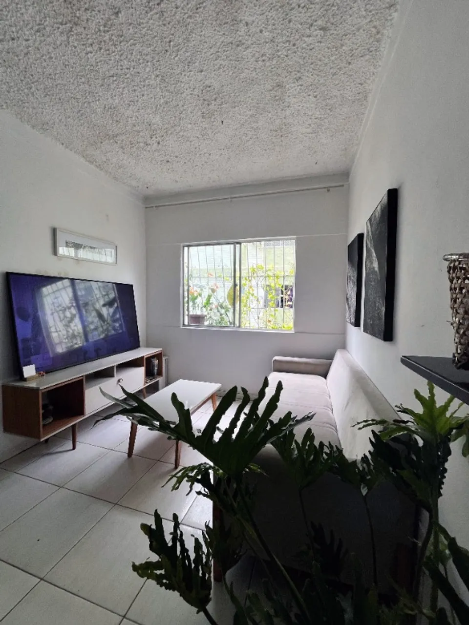 Quarto em apartamento para MULHERES