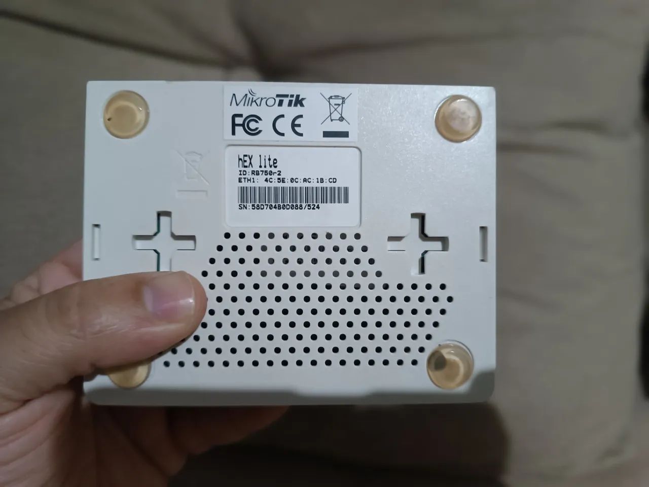 Roteador MikroTik hEX lite RB750-2