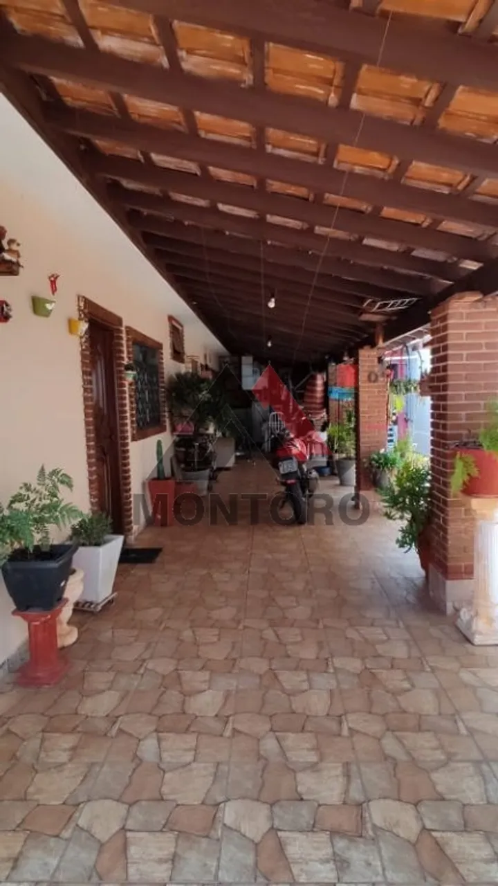 Venda de Casas / Padrão na cidade de Araraquara