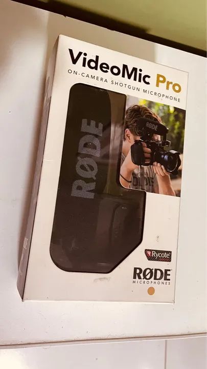 Microfone RØDE VideoMic Pro para Câmera