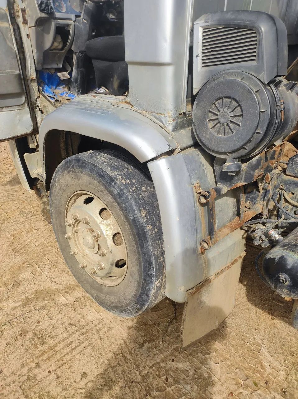 Caçamba Volks 23210 truck ano 2002 - Foto 6