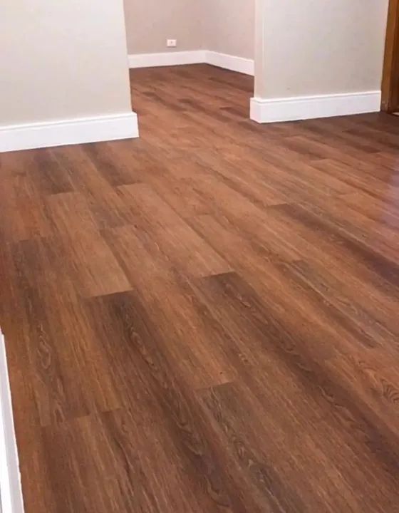 Pisos Vinílicos e Laminados - Foto 4