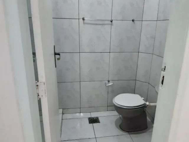 Casa na Curicica com 01 quarto e pequeno quintal - Foto 5