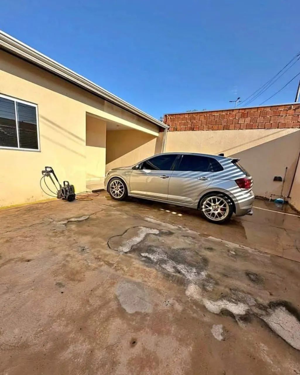 CASA NA MARAMBAIA F