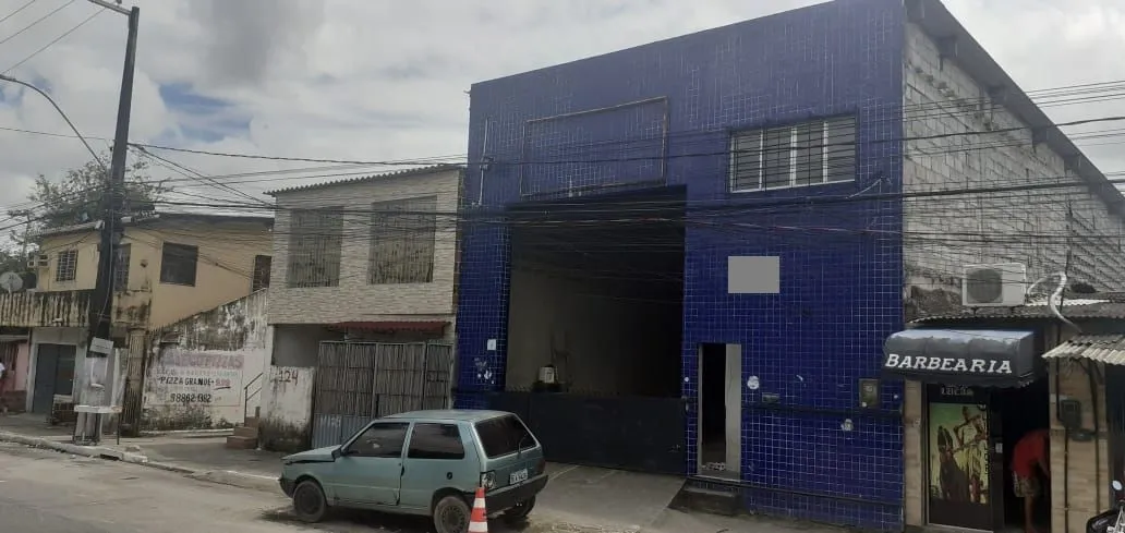 Galpão com 300 m² no Arruda, Recife - PE