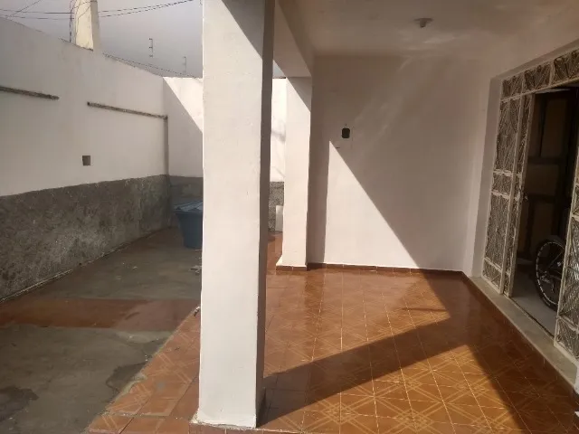 Casa próxima à feira na Patagônia