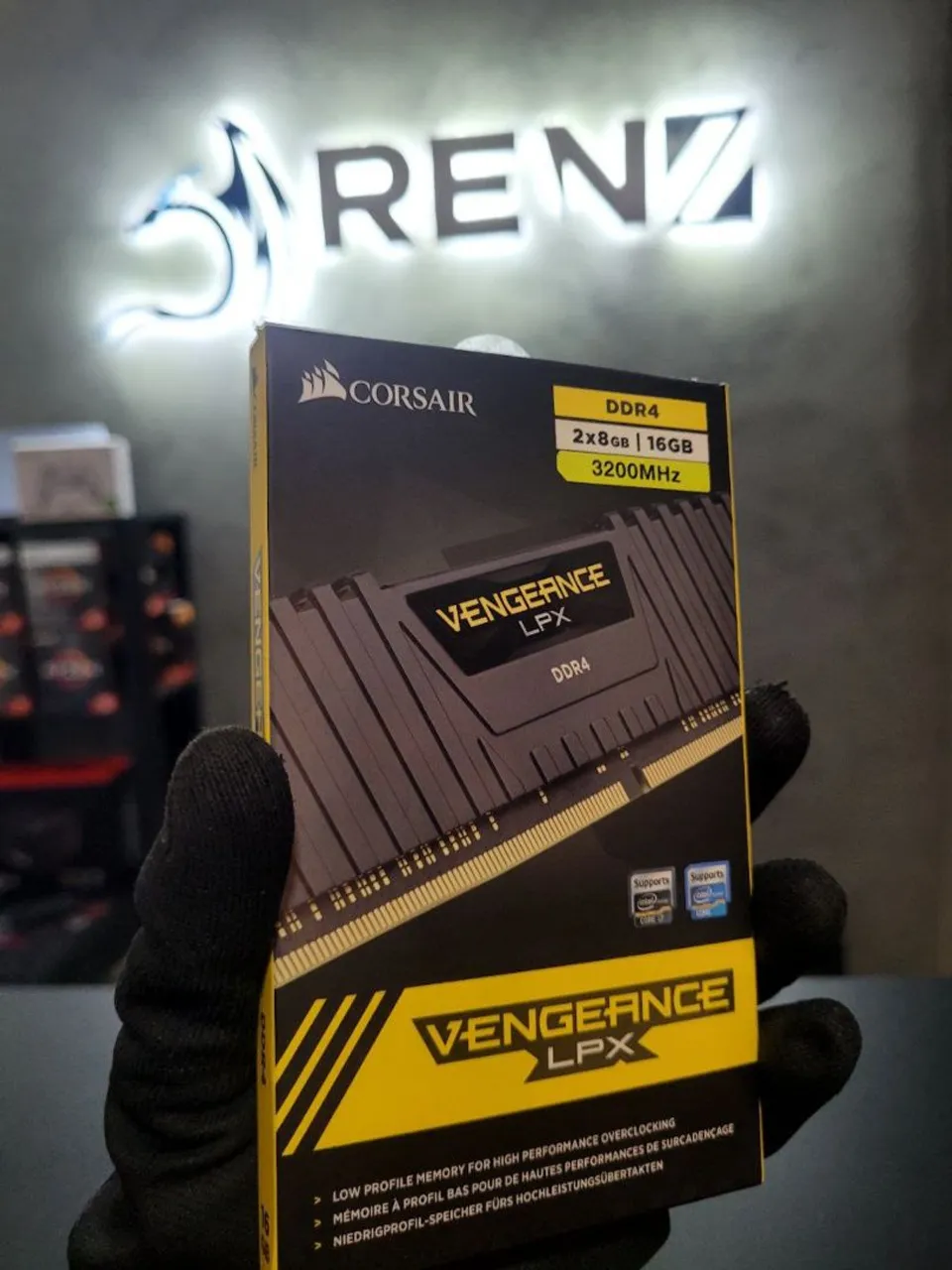 Memória RAM Corsair Vengeance LPX DDR4 16GB (2x8GB) 3200MHz