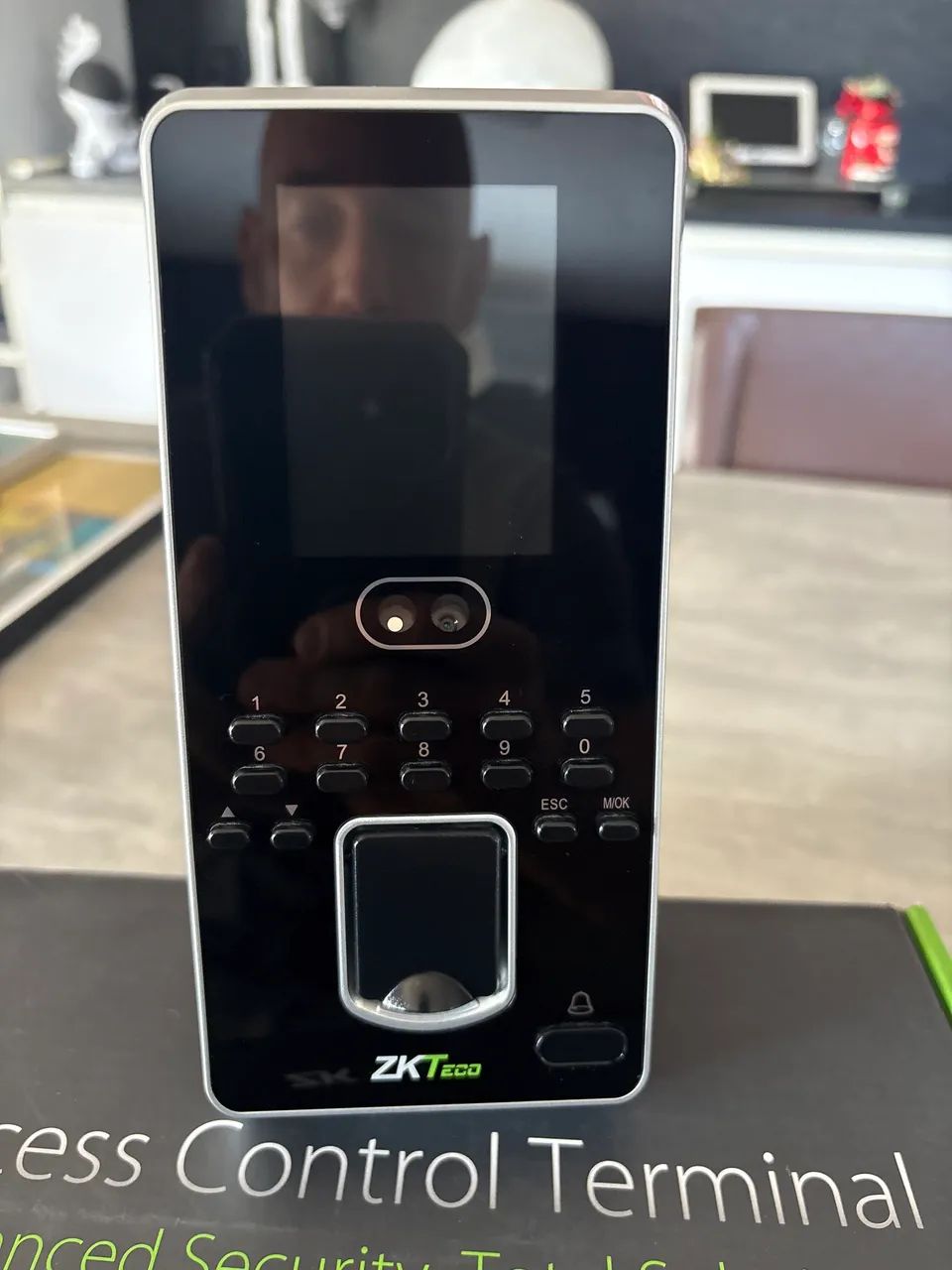 Controle de acesso facial ZK Teco Multibio 800-H