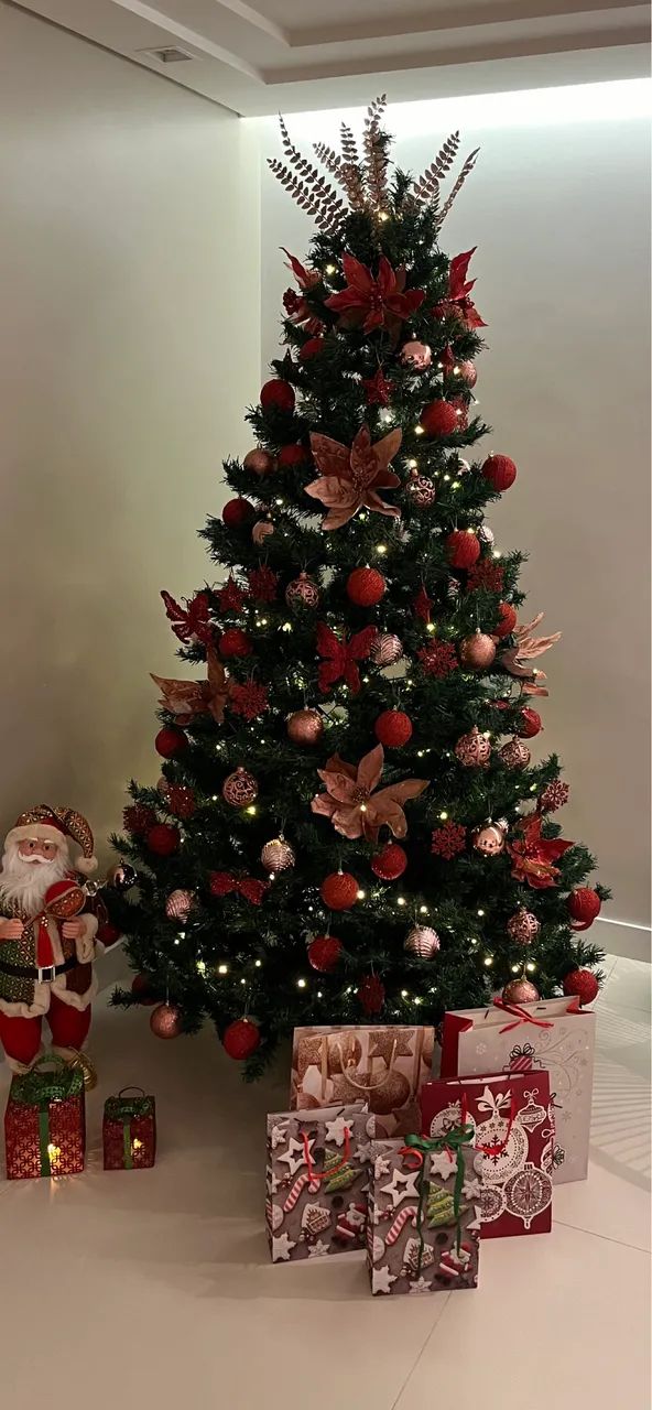 Pinheiro de Natal decorado 