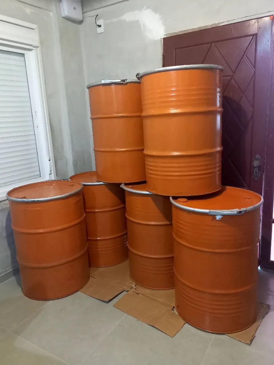 Tonel metálico 200 litros com aro de vedação 