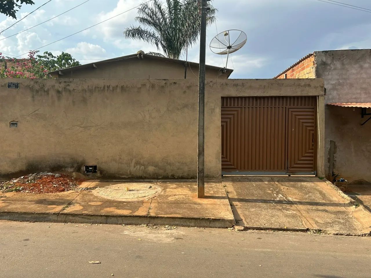 Foto - Goiânia - Conjunto Habitacional Madre Germana II
