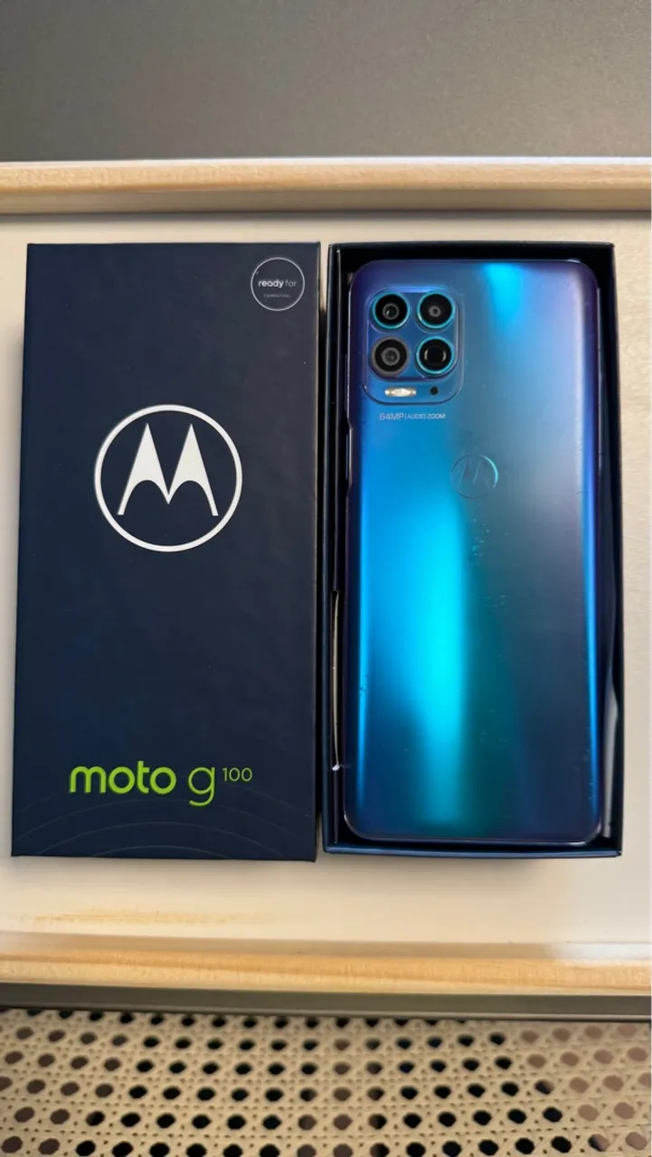 Motorola Moto G100