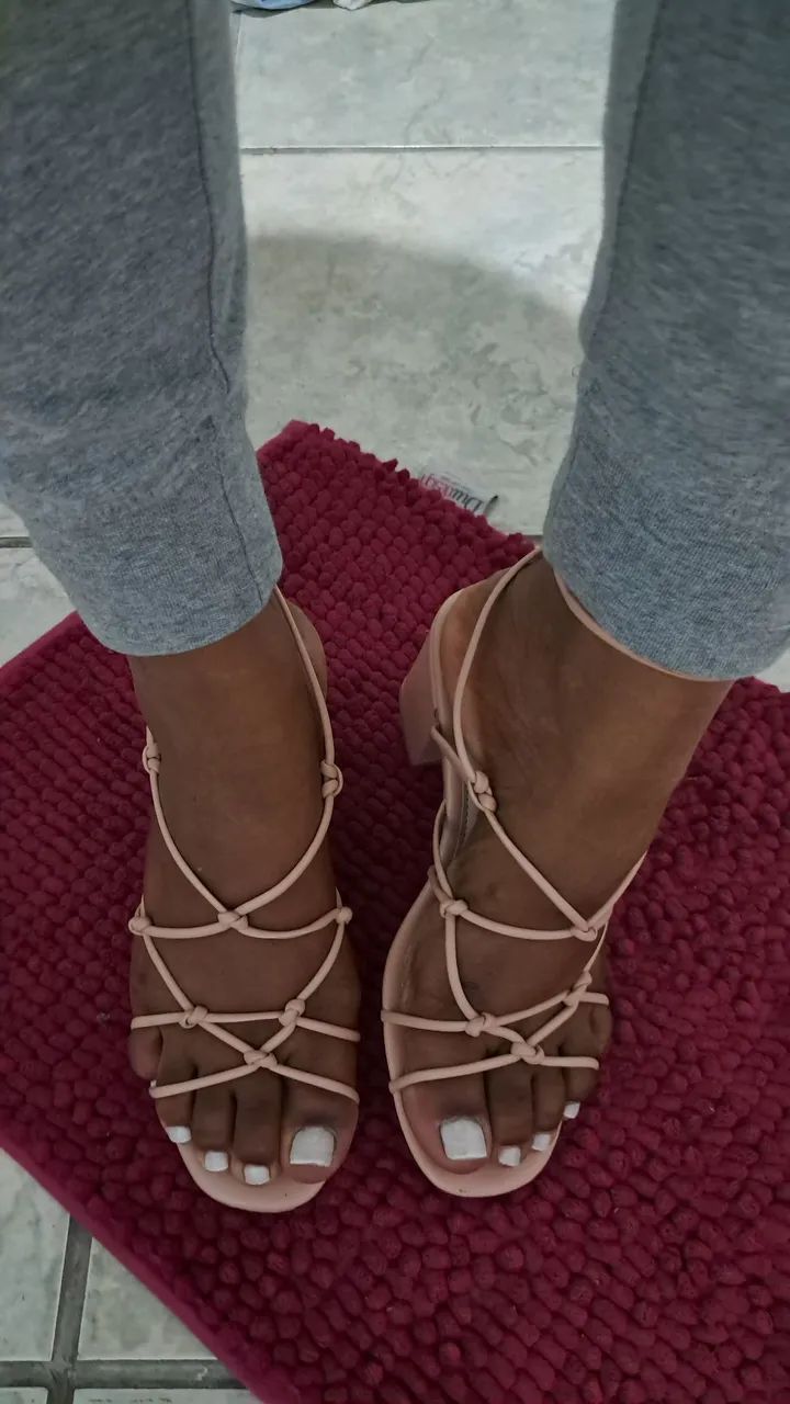 Sandália Pink  feminina bege - Foto 4