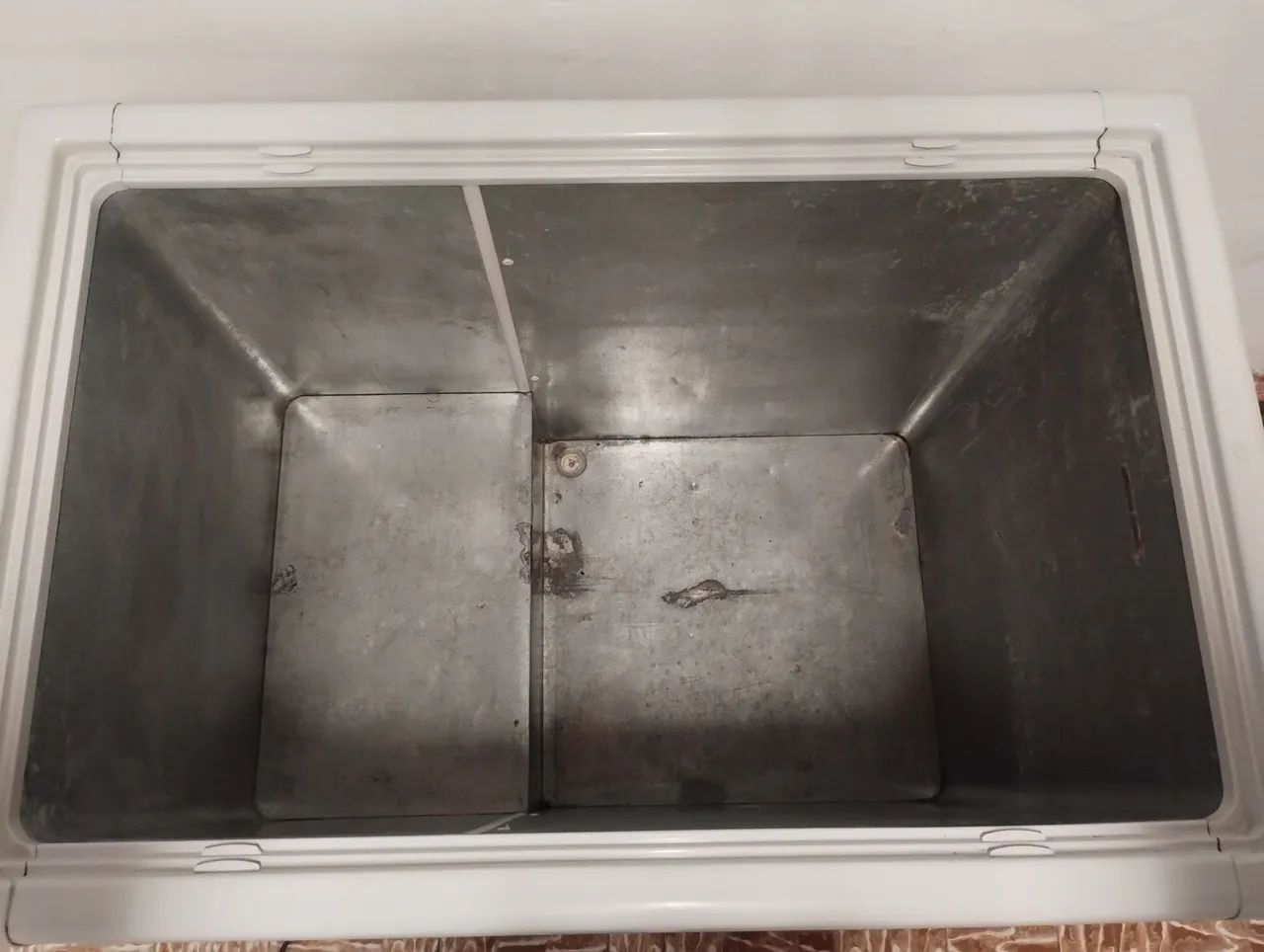 Freezer Horizontal Esmaltec 252L para hj  - Foto 3