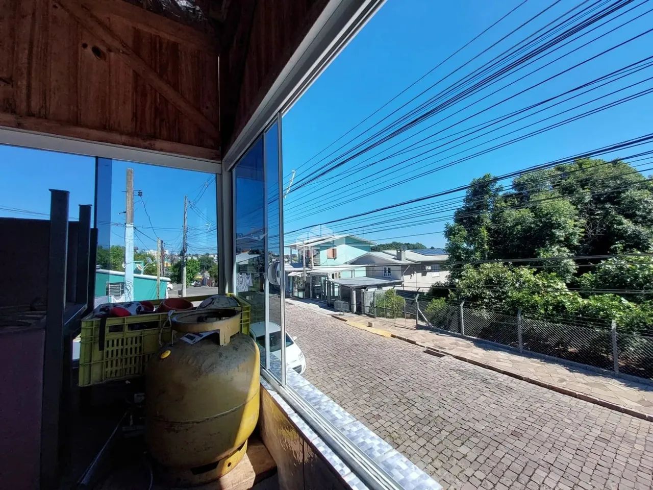 Casa ampla com 149 m² com duas moradias. - Foto 3