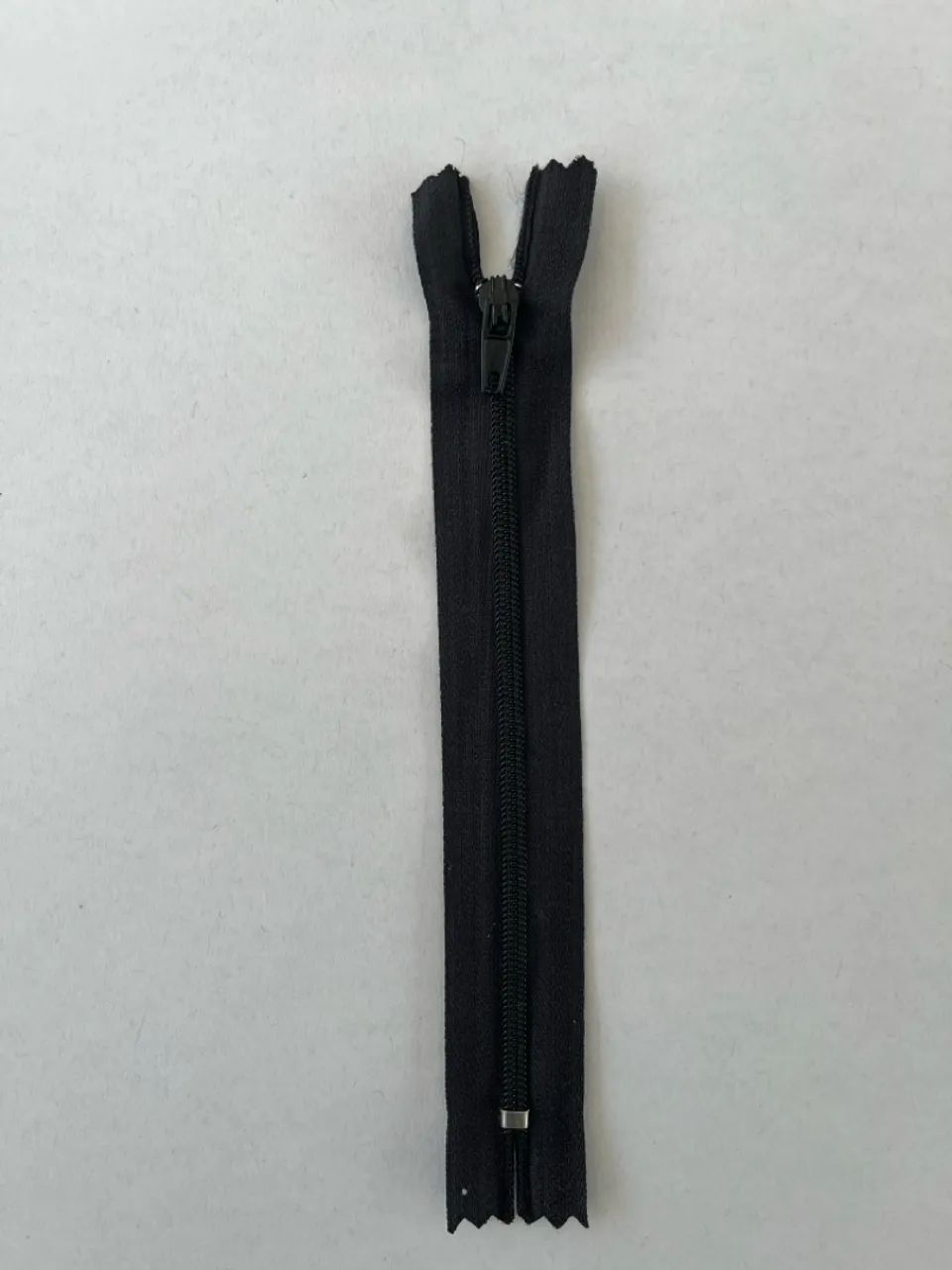 50 Zíperes 15cm Nylon Preto