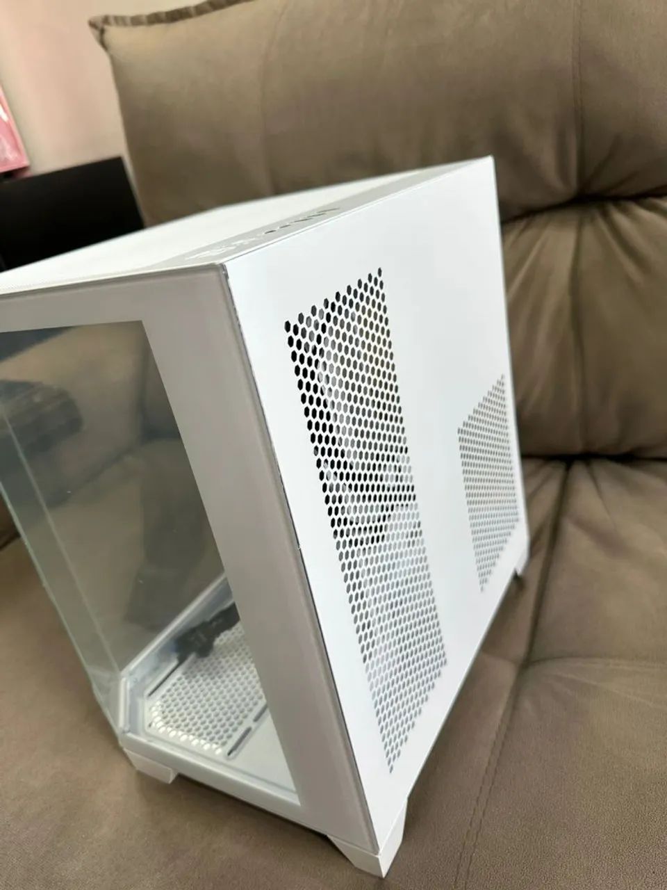 Gabinete gamer angular branco  - Foto 3
