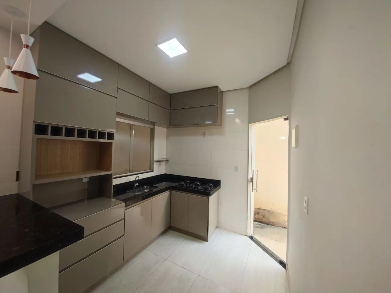 Casa para Alugar em Guarujá com 90m², 3 Quarto(s) , 1 Suíte , 1 Vaga(s). - Foto 5